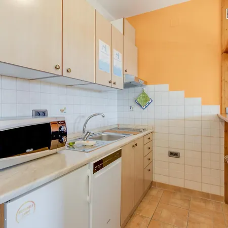 Tourist Farm Tonin - - Happy