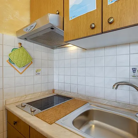 Apartment Tourist Farm Tonin - - Happy
