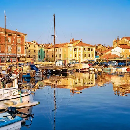 Apartment Tourist Farm Tonin - - Happy Smarje (Koper)