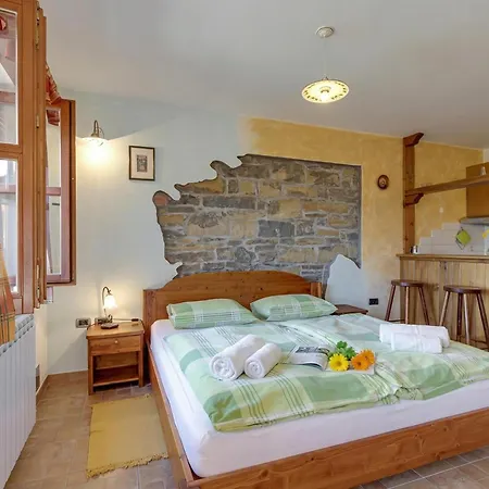Tourist Farm Tonin - - Happy