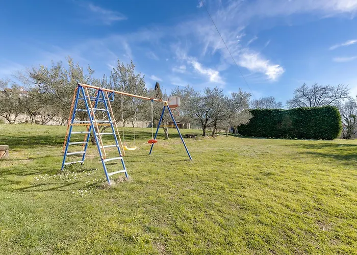 Tourist Farm Tonin - - Happy דירה Šmarje